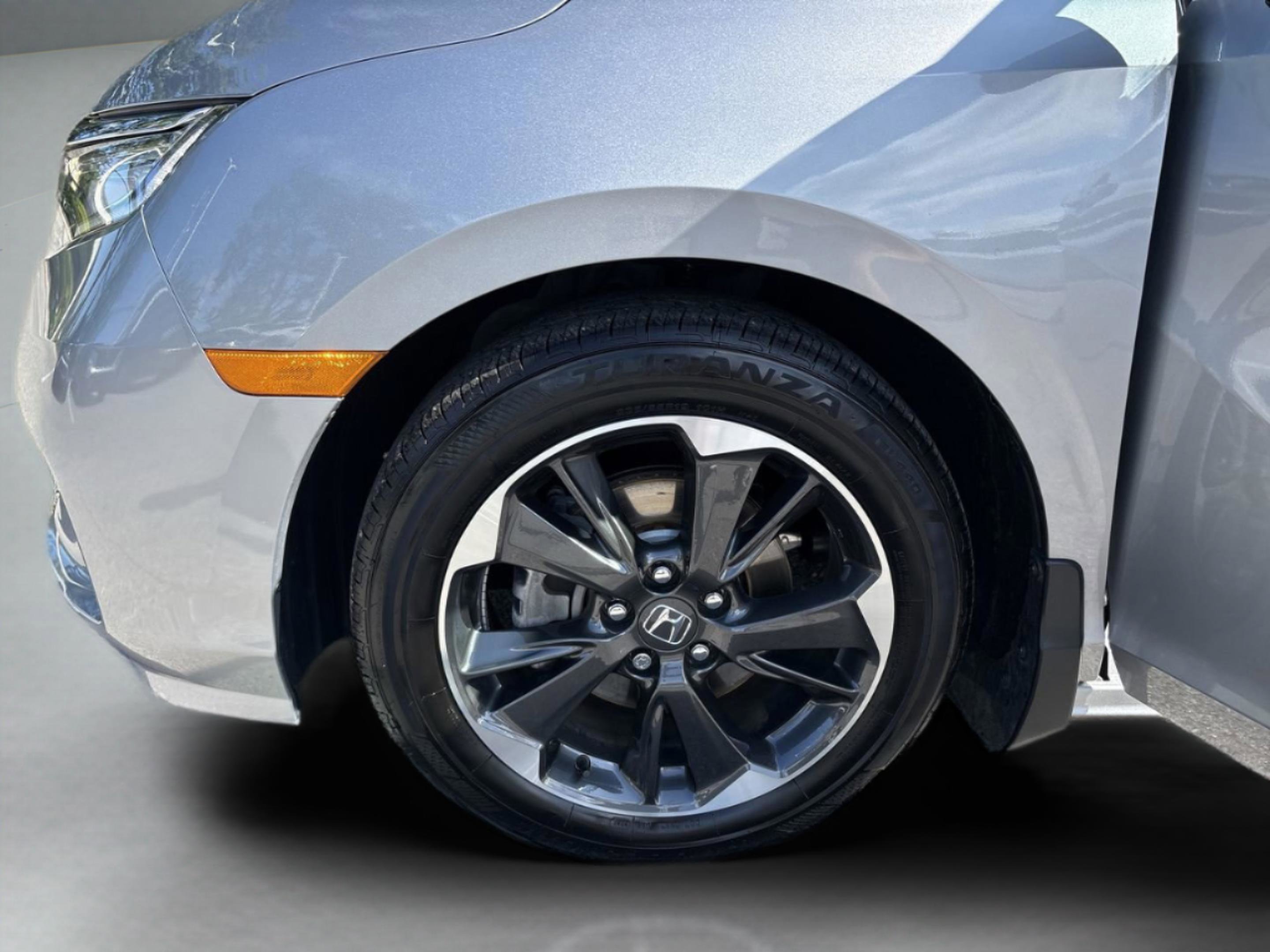 Used 2022 Honda Odyssey Elite image 33