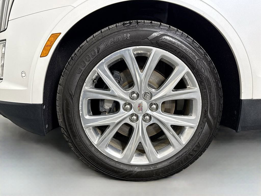 Used 2019 Cadillac XT5 Platinum image 32