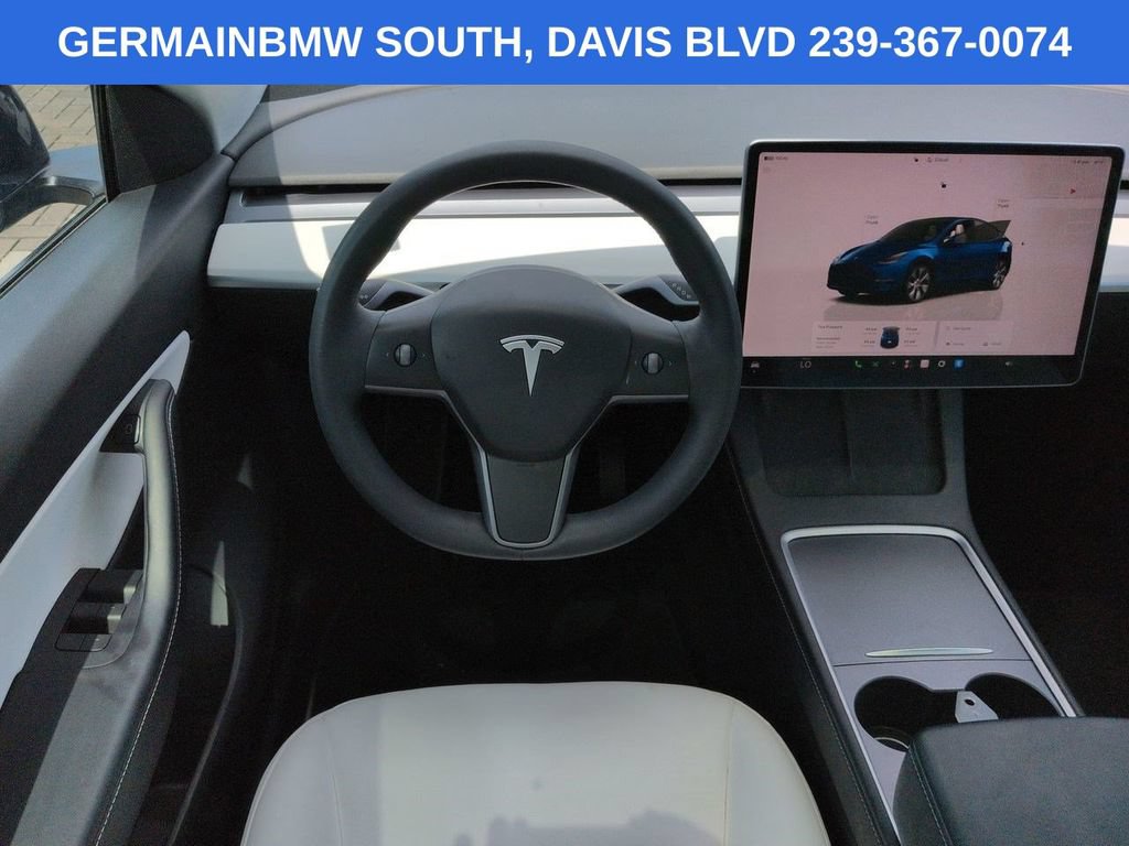 Used 2022 Tesla Model Y Long Range AWD/4WD image 17