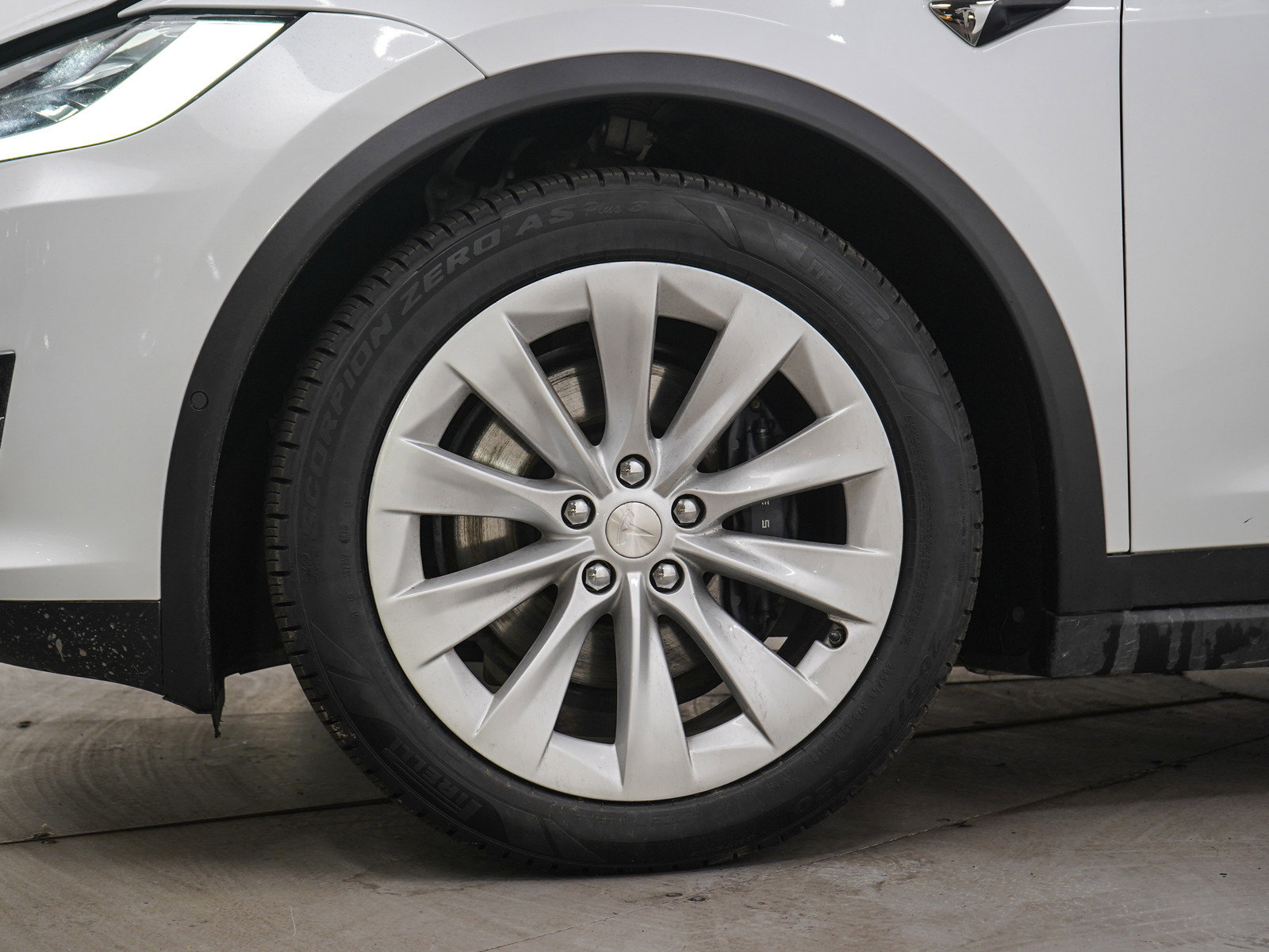 Used 2020 Tesla Model X Long Range AWD/4WD image 36
