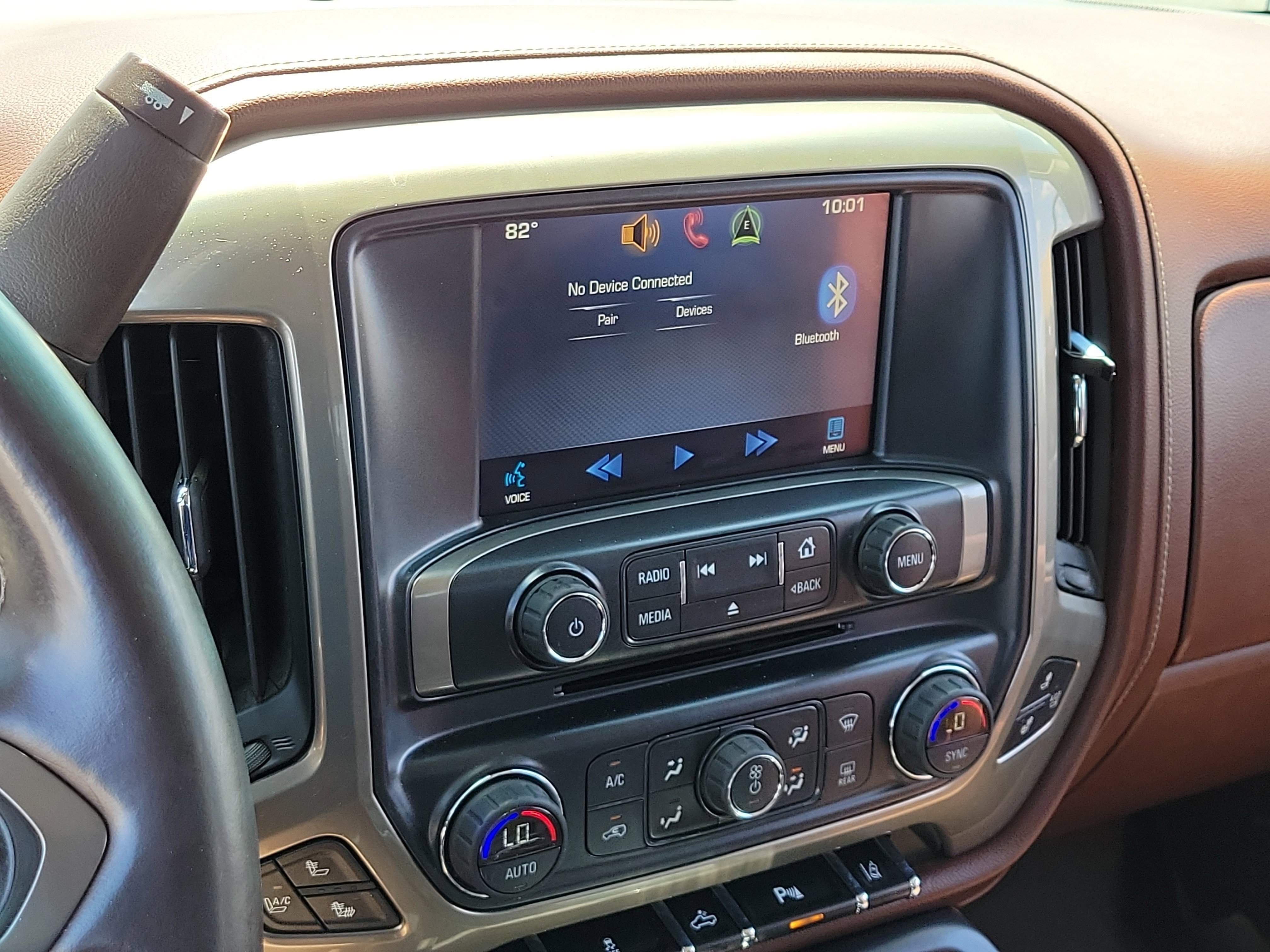 Used 2014 Chevrolet Silverado 1500 High Country w/ High Country Premium Package AWD/4WD image 27