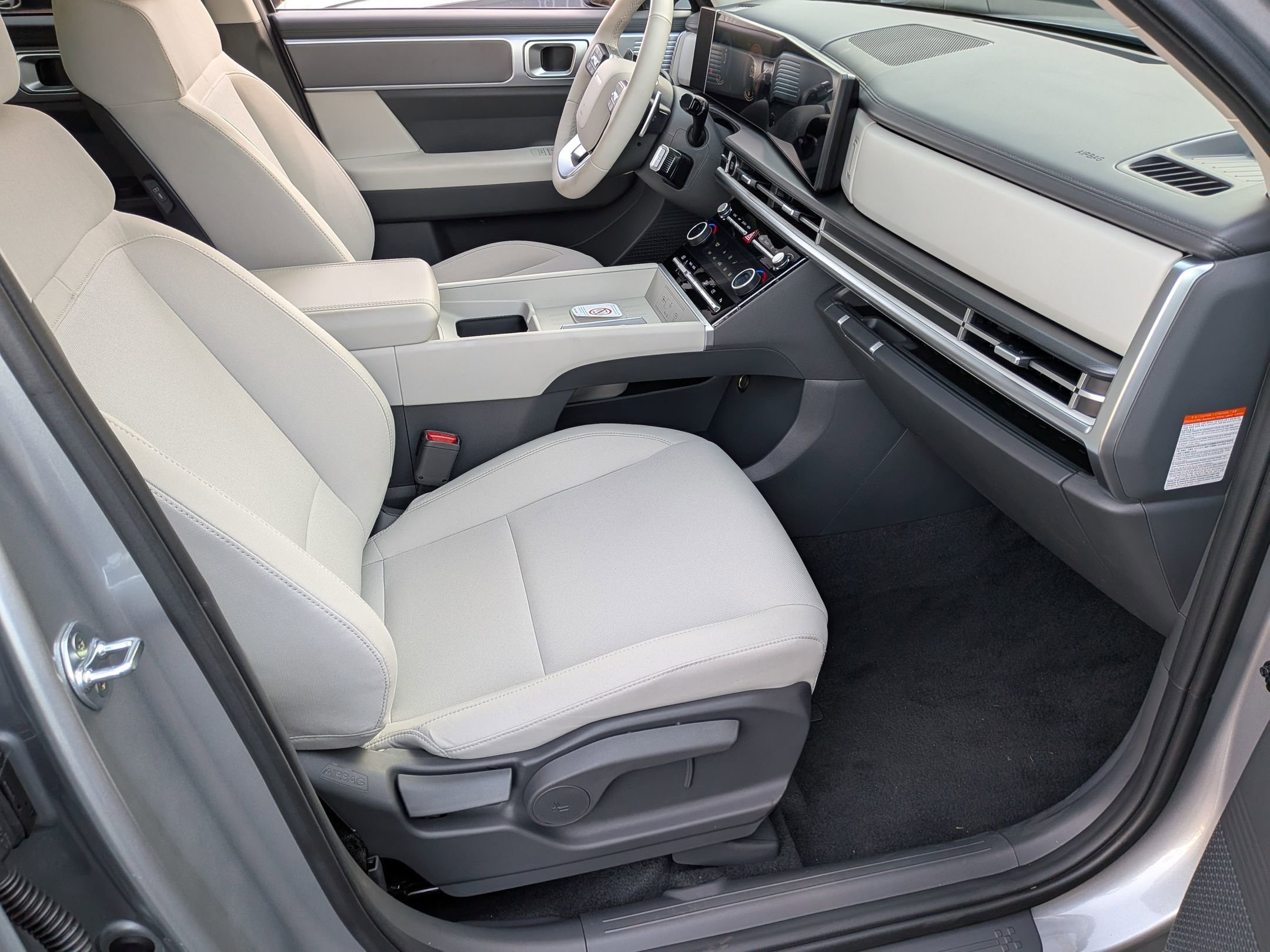 New 2026 Hyundai Santa Fe SE FWD image 23