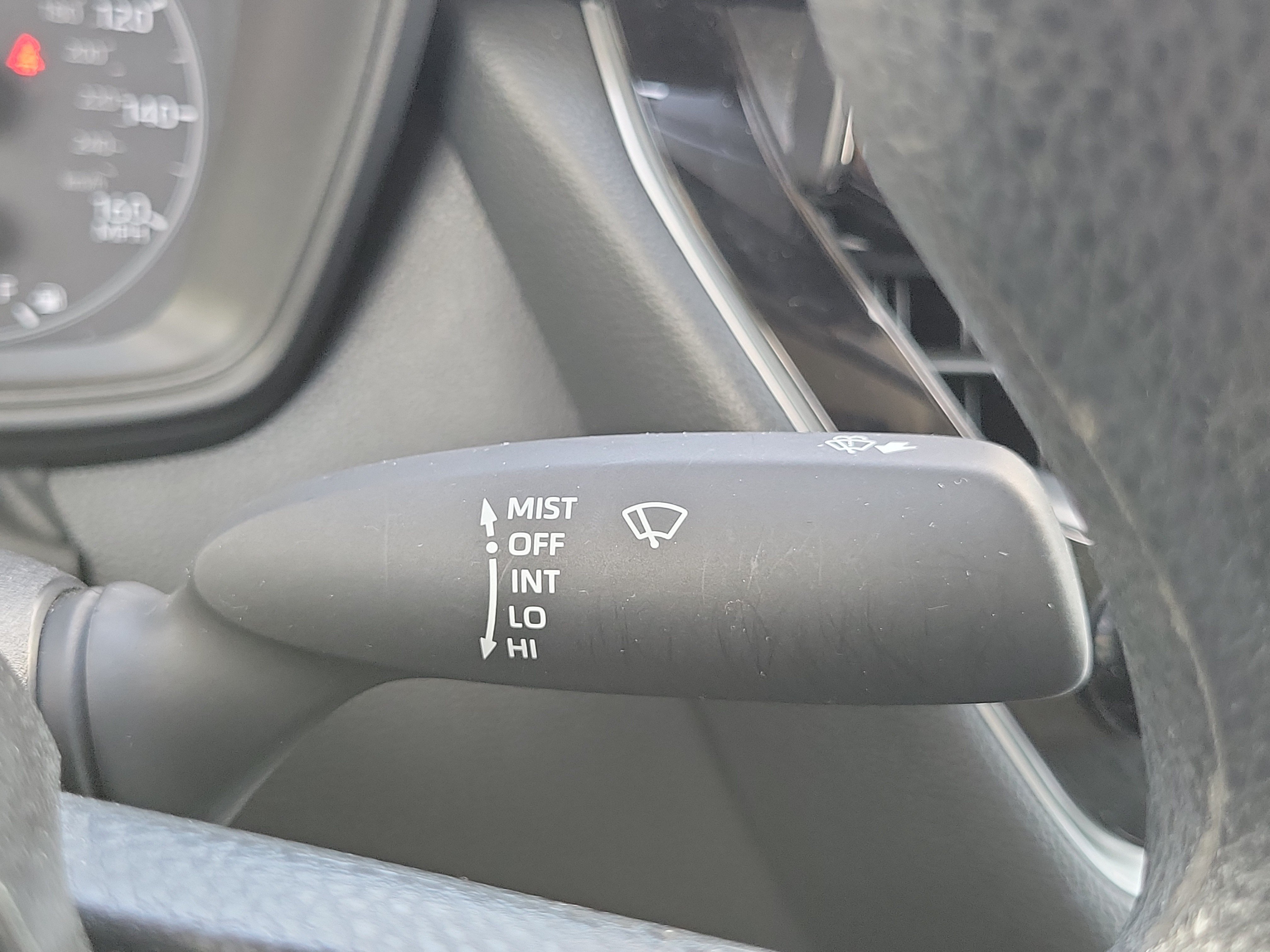 Used 2025 Toyota Corolla LE FWD image 29