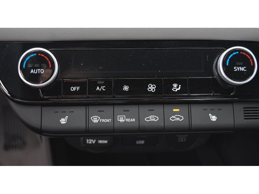 New 2025 Hyundai Elantra SEL image 22