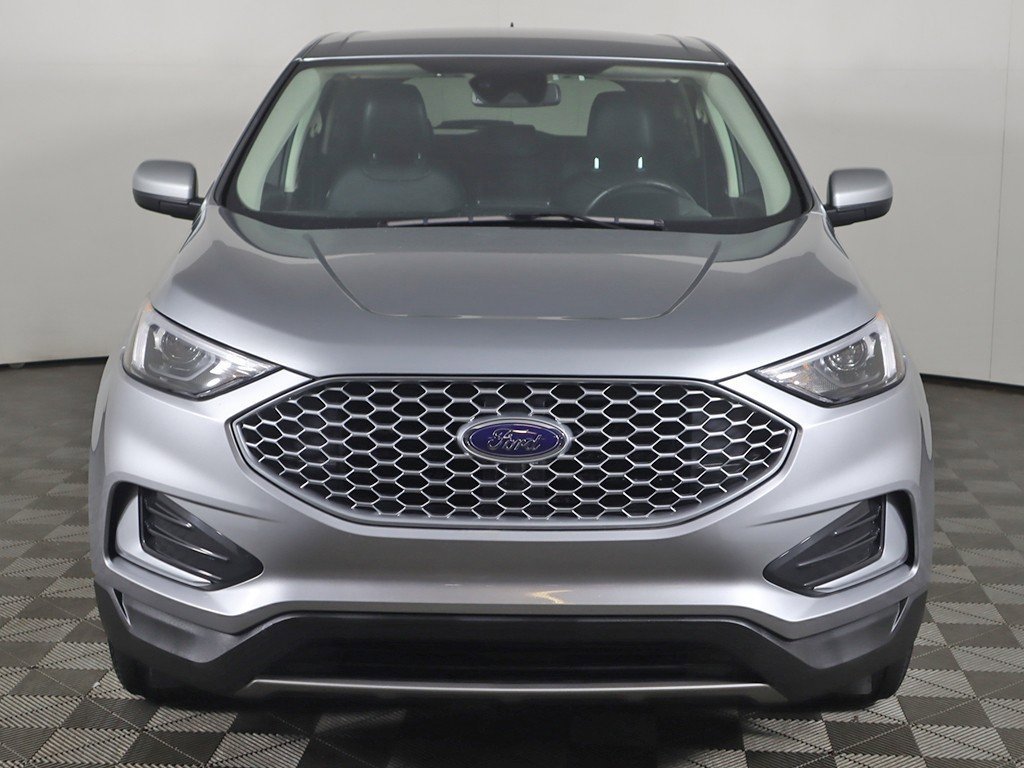 Used 2024 Ford Edge SEL image 9