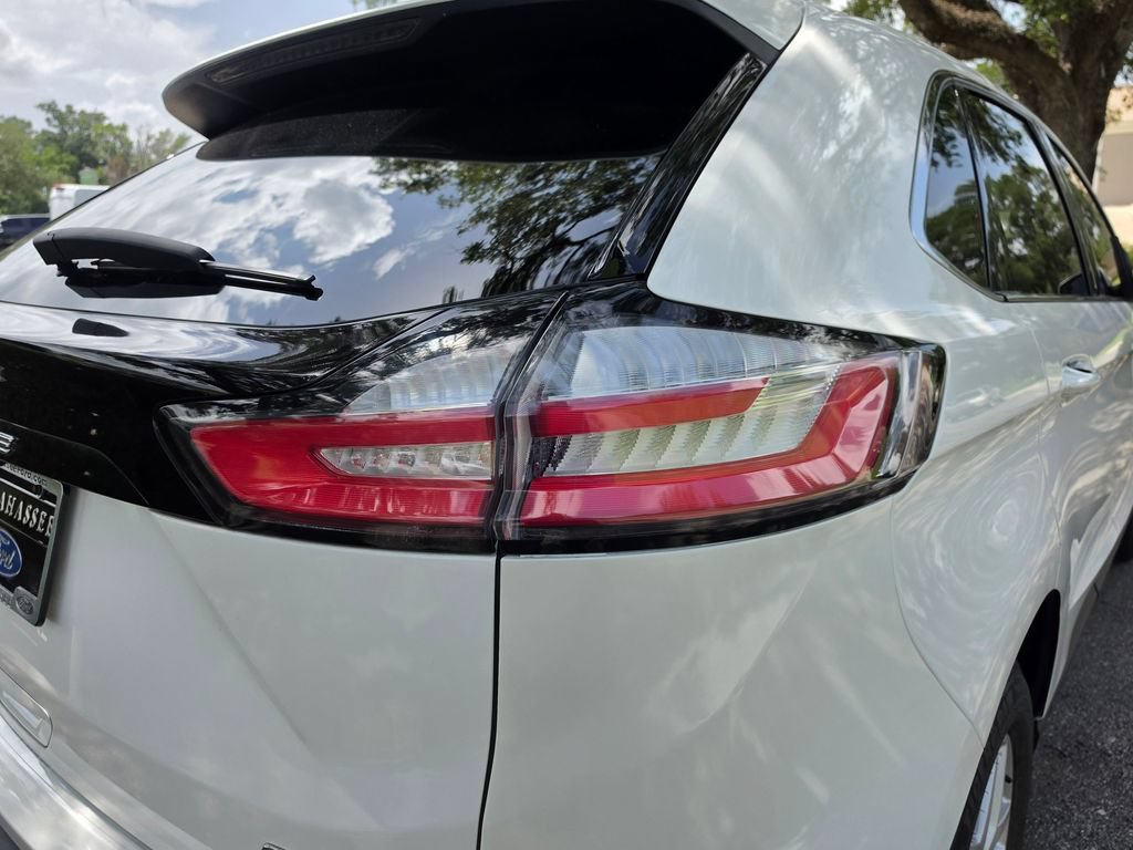 Used 2021 Ford Edge SEL w/ Convenience Package AWD/4WD image 13