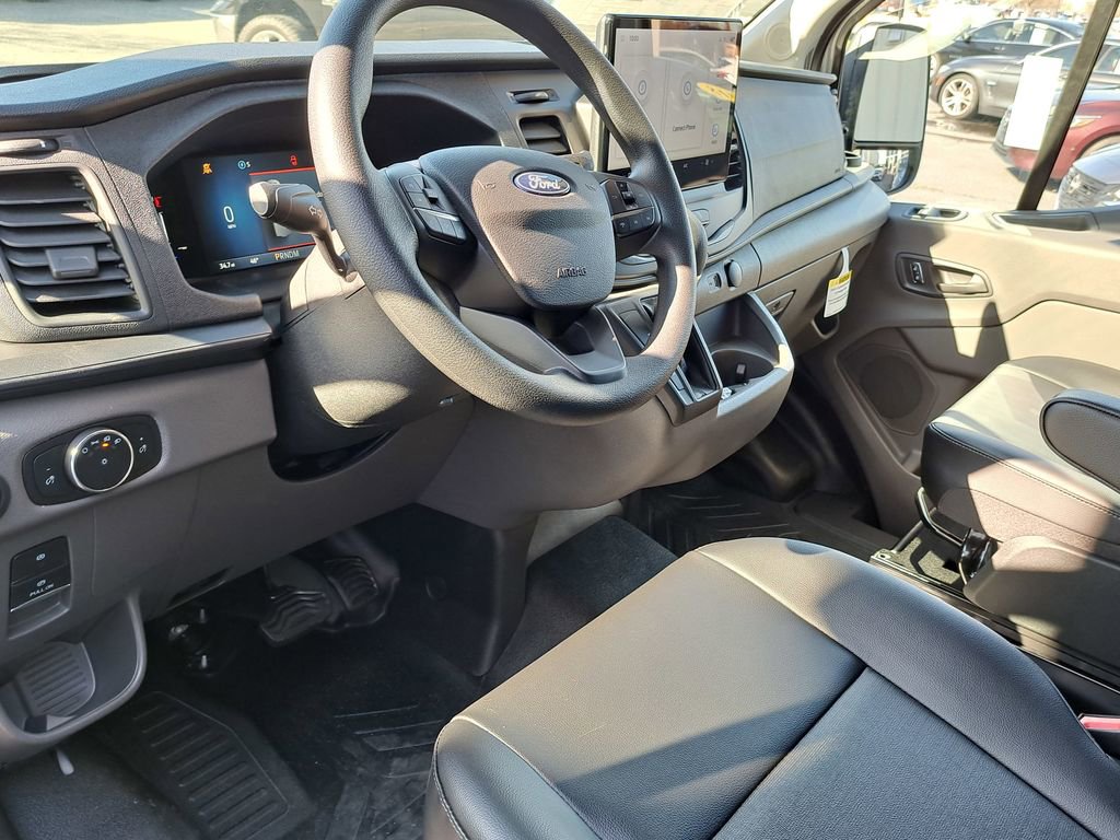 New 2026 Ford Transit 150 148 Medium Roof w/ Load Area Protection Package image 7