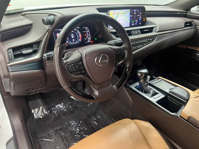 Certified 2020 Lexus ES 350 Luxury w/ Accessory Package 2 image 16