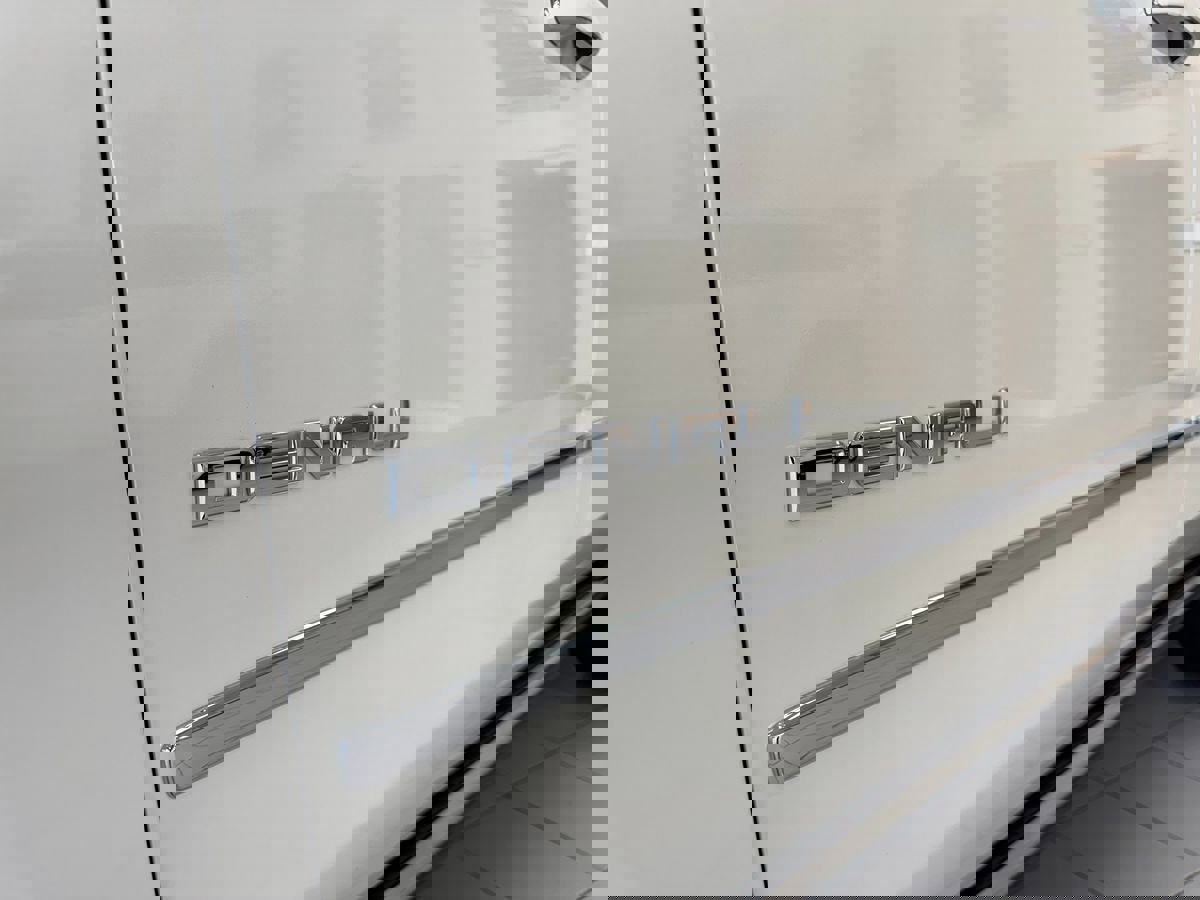 Used 2015 GMC Yukon Denali w/ Touring Package image 65