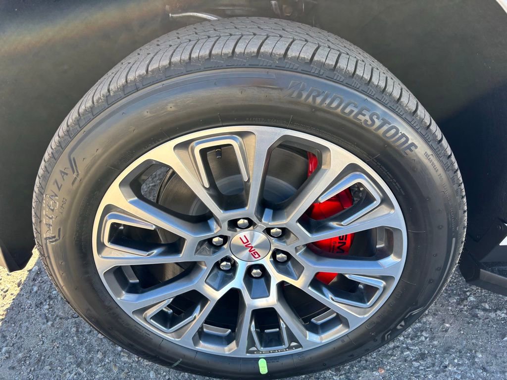 New 2026 GMC Yukon XL Denali w/ Advanced Technology Package image 11