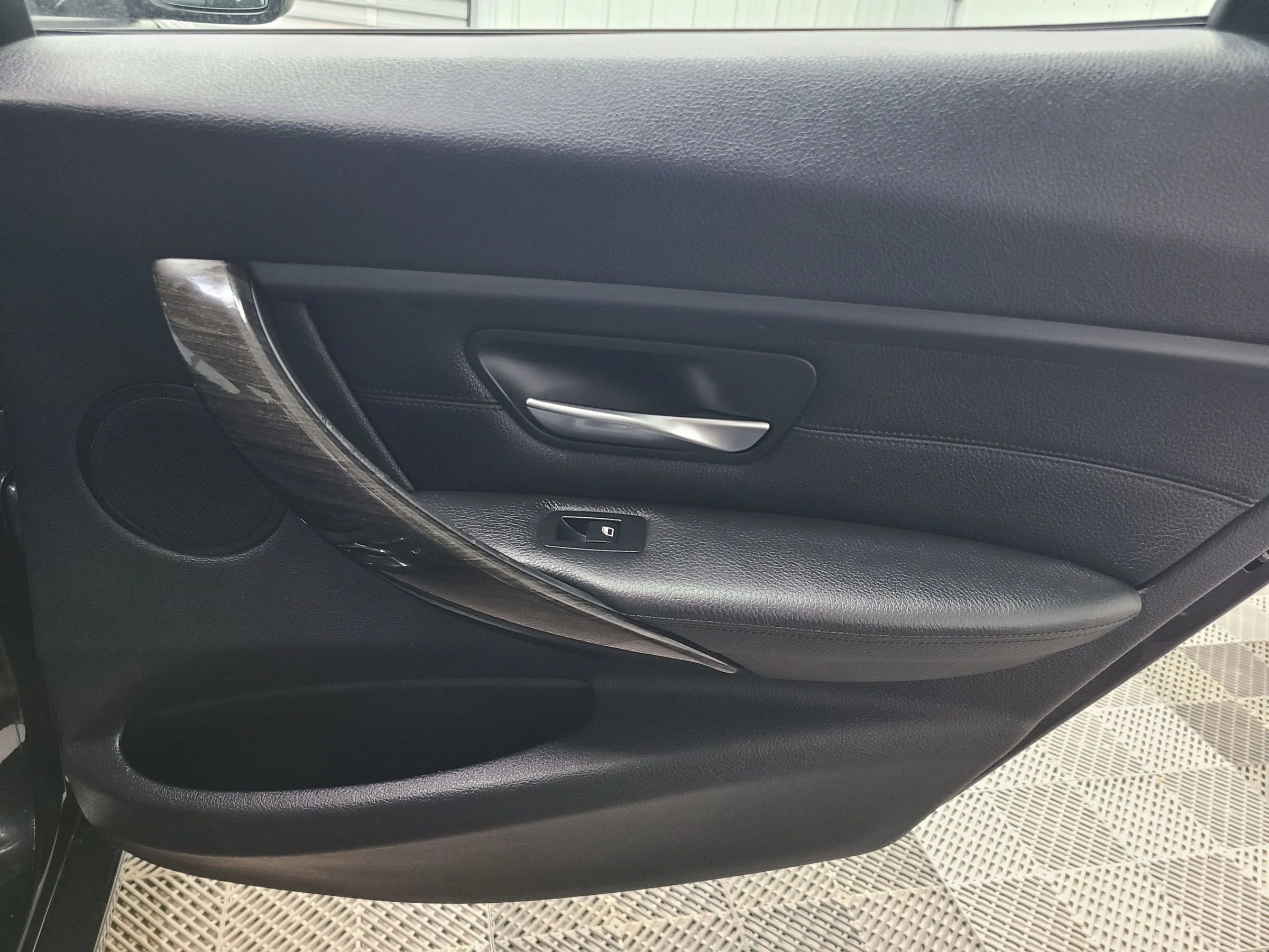 Used 2015 BMW 328i xDrive Sedan image 39