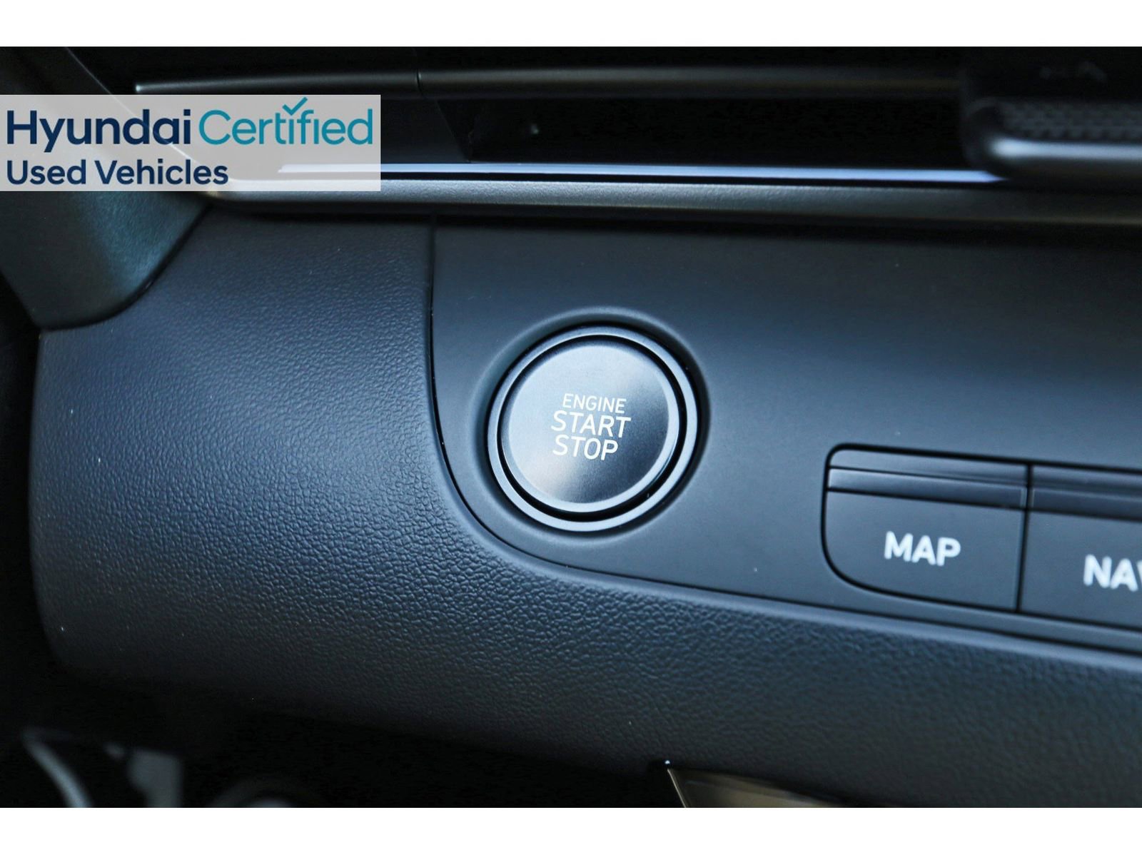 Certified 2025 Hyundai Elantra SEL FWD image 30