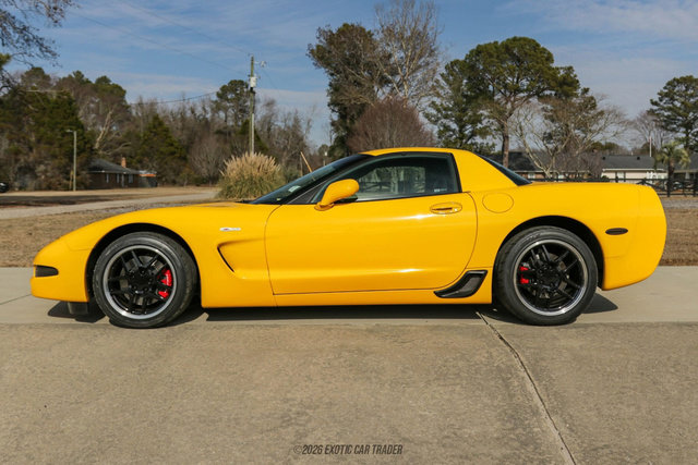 Used 2003 Chevrolet Corvette Z06 w/ Memory Package, 3 Drivers RWD image 3