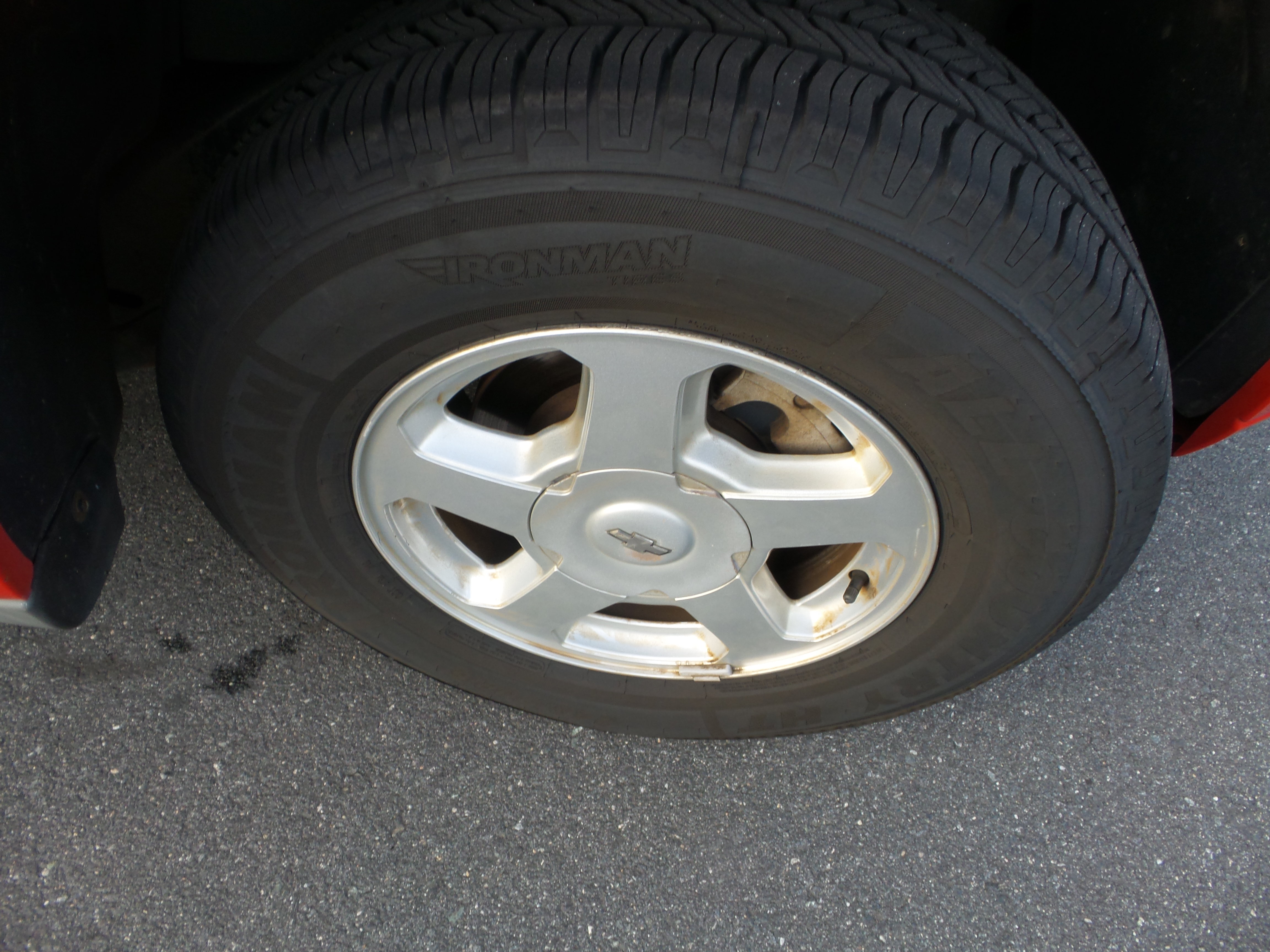 Used 2002 Chevrolet TrailBlazer LS w/ Preferred Equipment Group RWD image 49