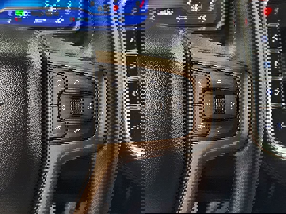 Used 2023 Chevrolet Suburban High Country image 51