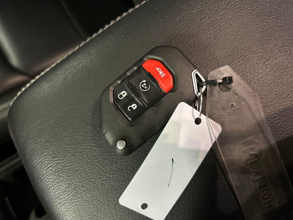 Used 2022 Jeep Wrangler Unlimited Sahara w/ Cold Weather Group image 22