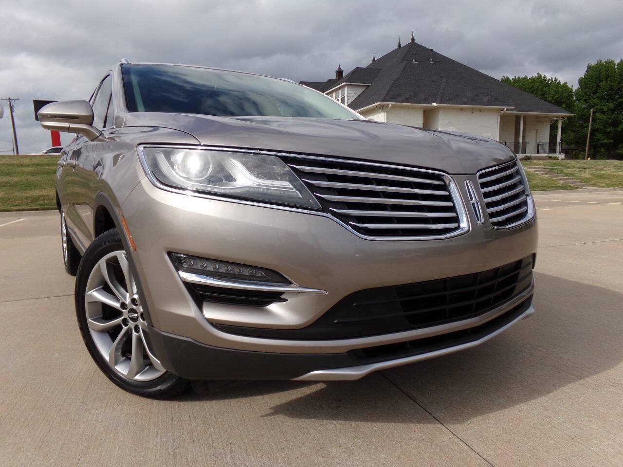 Used 2018 Lincoln MKC Select w/ Select Plus Package FWD image 15