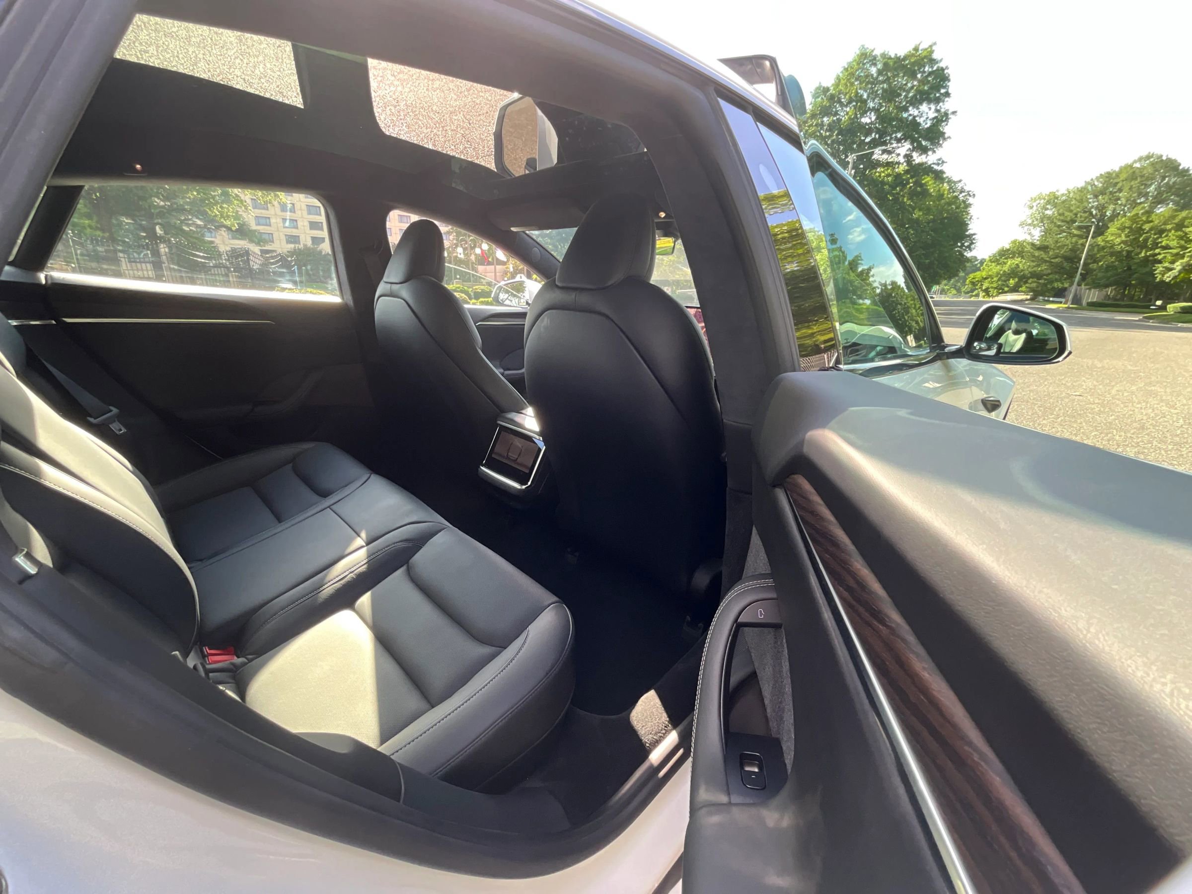 Used 2021 Tesla Model S Plaid AWD/4WD image 13