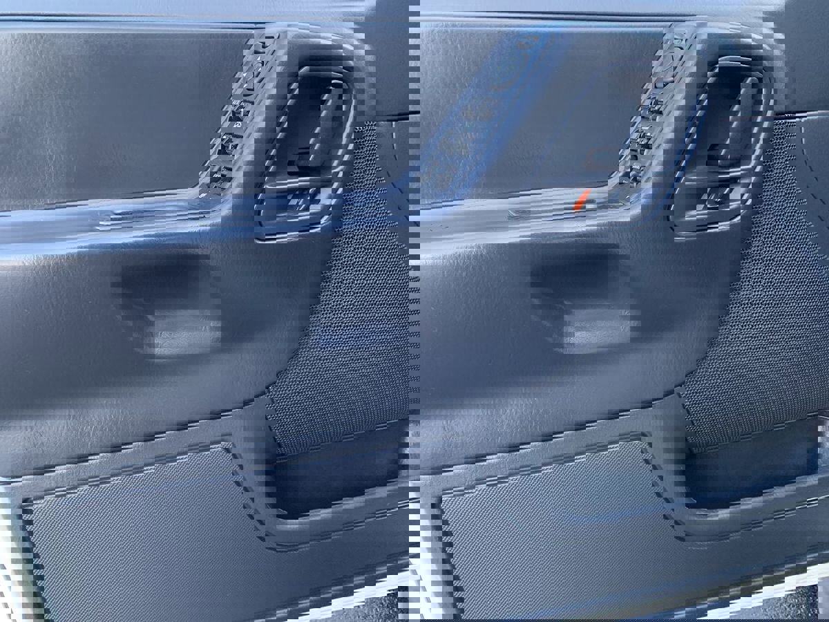 Used 2004 Jeep Grand Cherokee Laredo w/ Trailer Tow Prep Group image 15