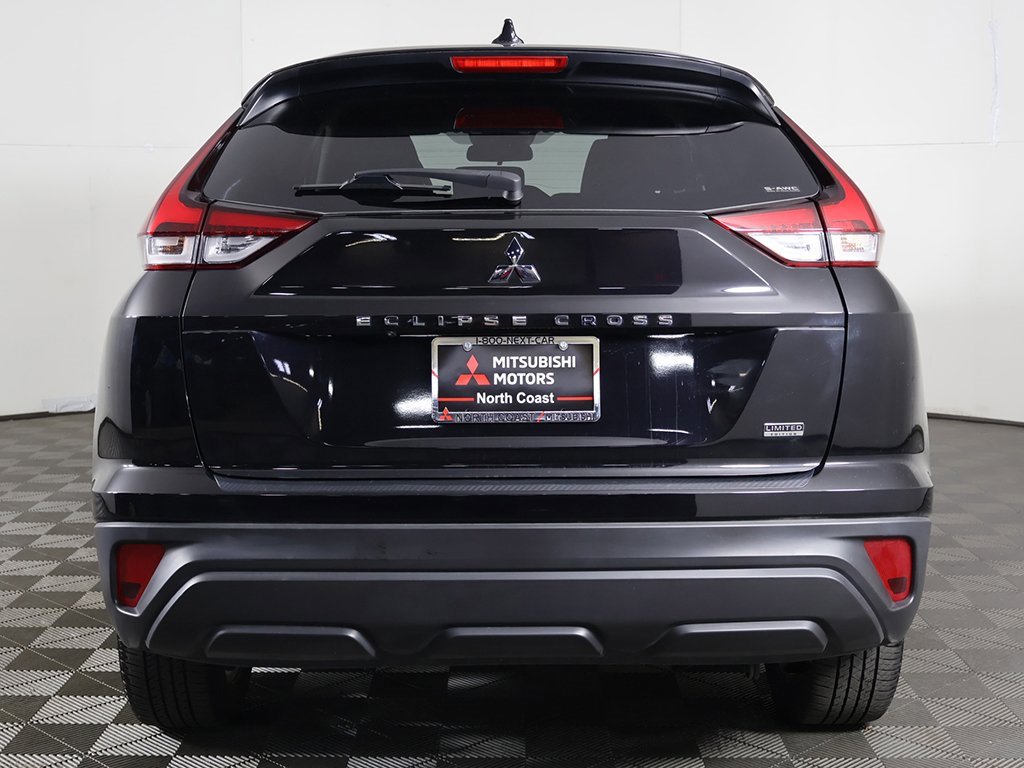 Used 2023 Mitsubishi Eclipse Cross LE image 9