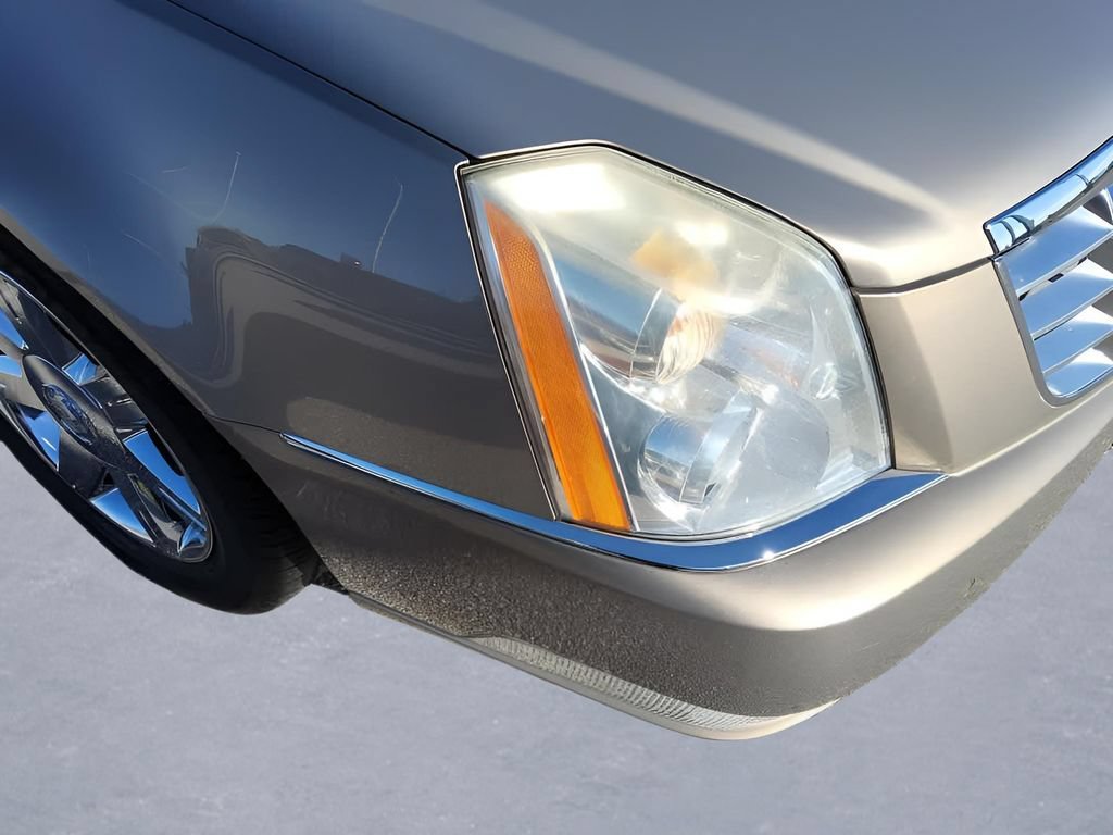 Used 2007 Cadillac DTS Luxury I w/ Sun And Sound Package FWD image 40