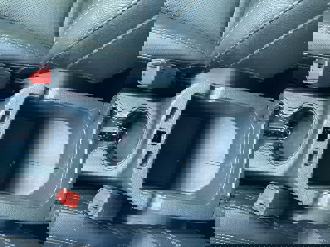 Used 2018 Jeep Compass Limited w/ Navigation Group image 21