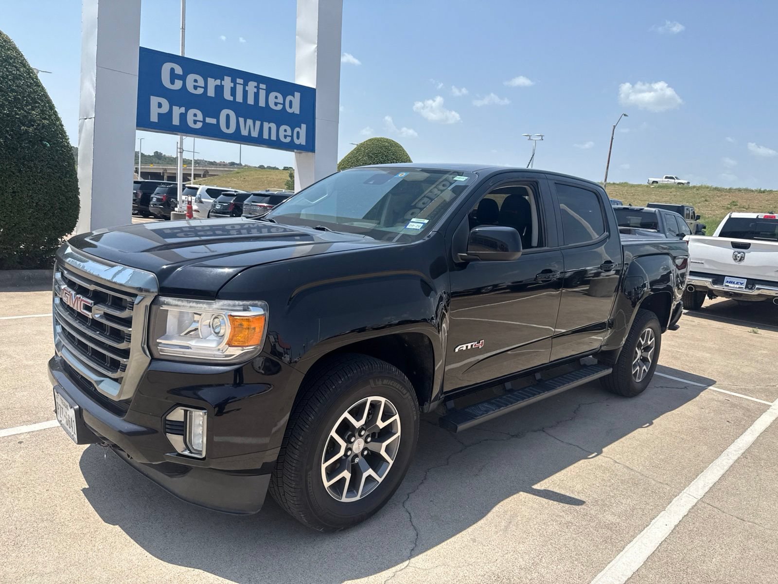 Used 2021 GMC Canyon AT4 w/ Driver Alert Package AWD/4WD image 1