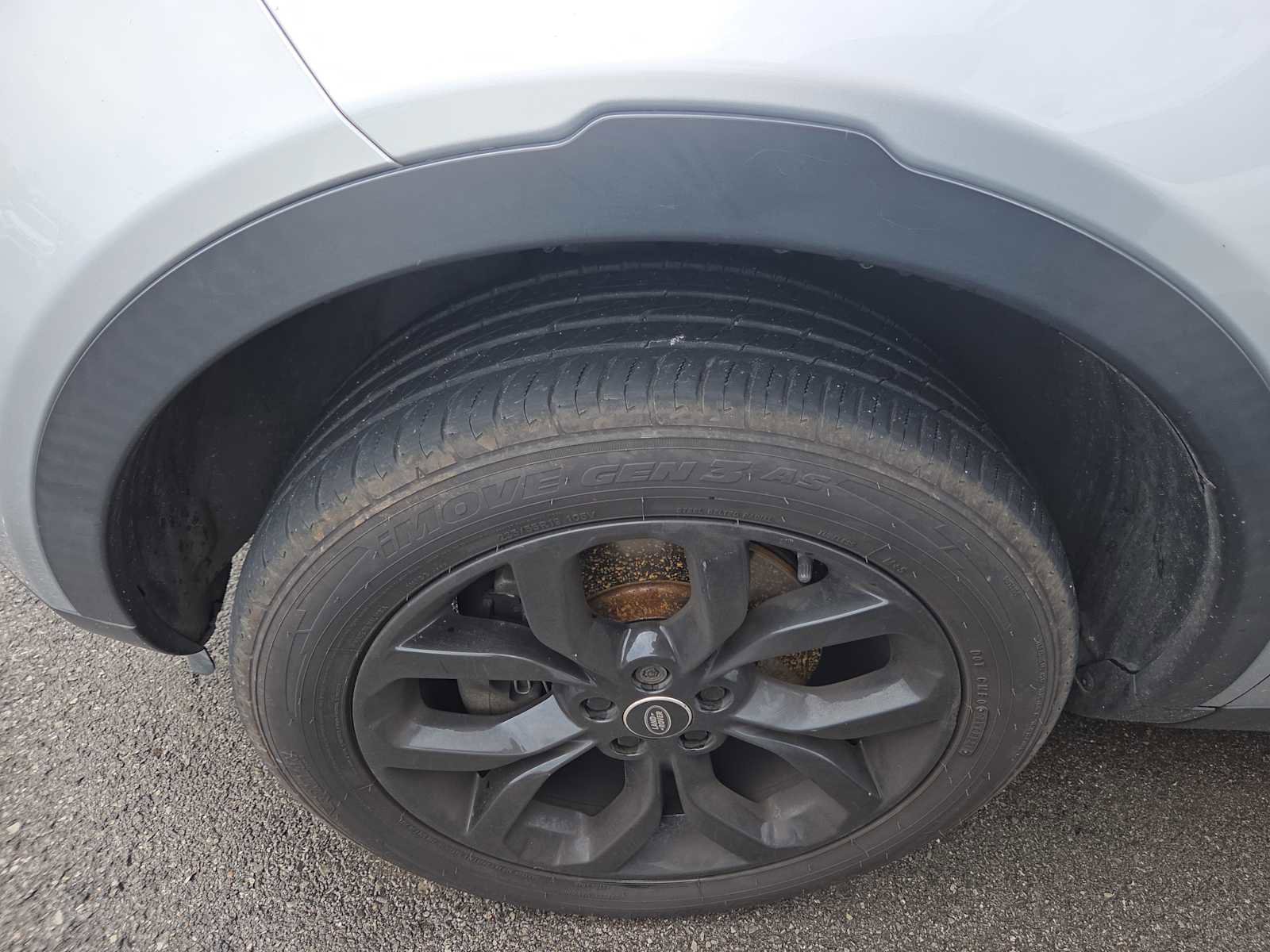 Used 2016 Land Rover Discovery Sport HSE AWD/4WD image 7