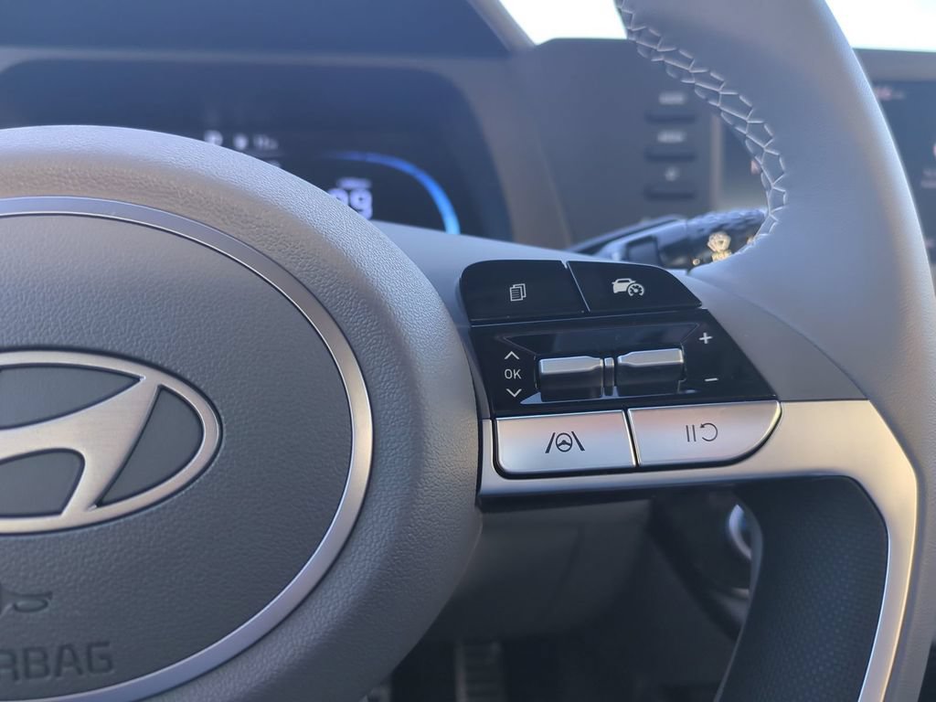 New 2026 Hyundai Elantra Sport FWD image 27