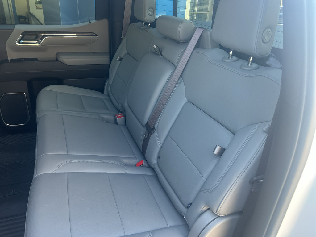 Used 2023 Chevrolet Silverado 1500 LTZ w/ Technology Package image 22