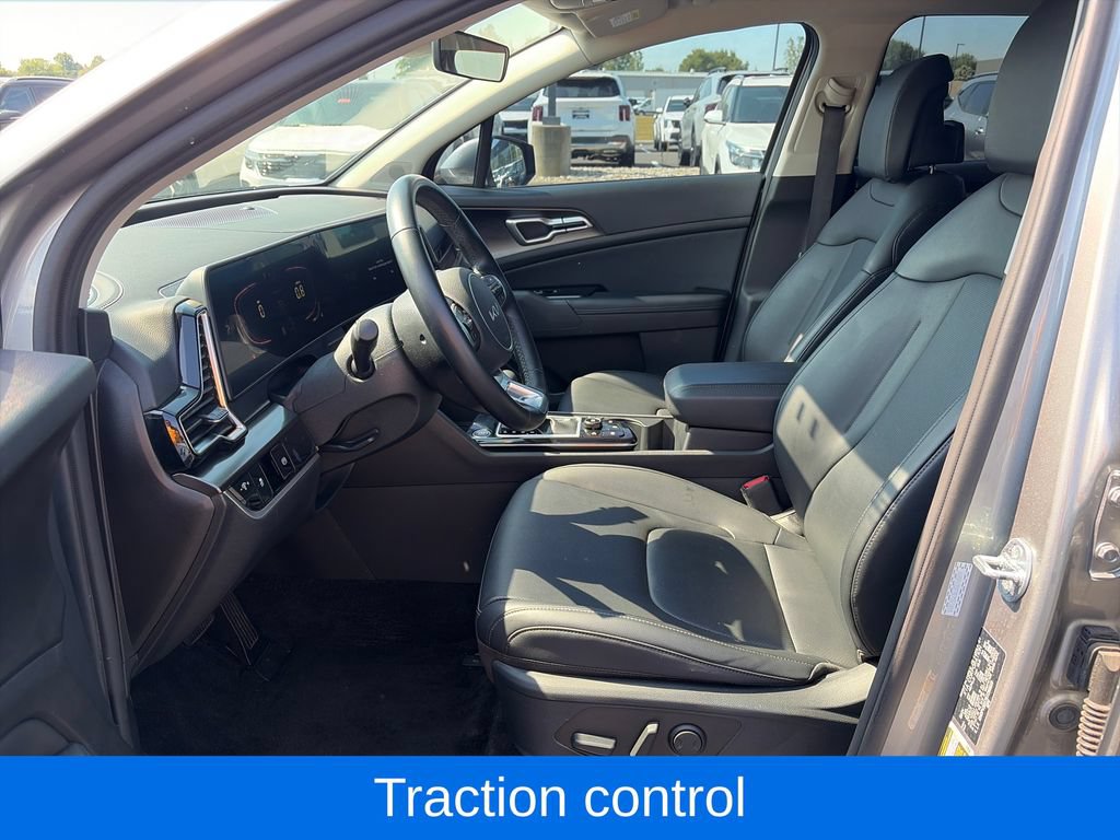 Used 2024 Kia Sportage EX FWD image 16