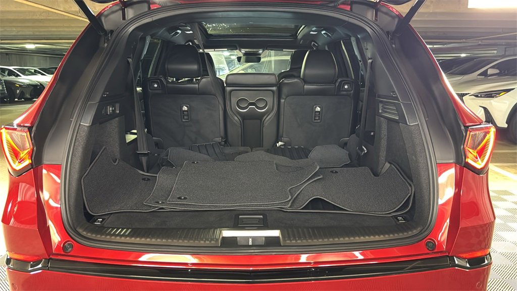 Used 2025 Acura MDX A-Spec image 15