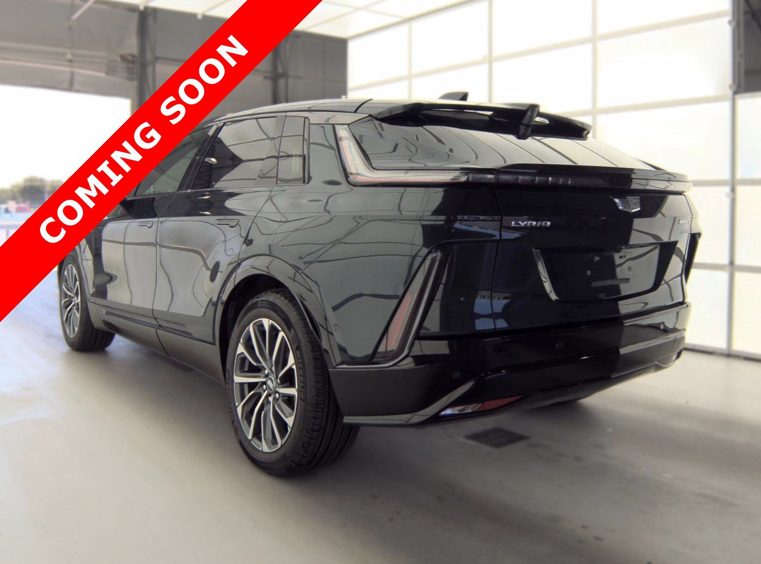 Used 2024 Cadillac Lyriq Sport w/ LPO, Floor Liner Package AWD/4WD image 4