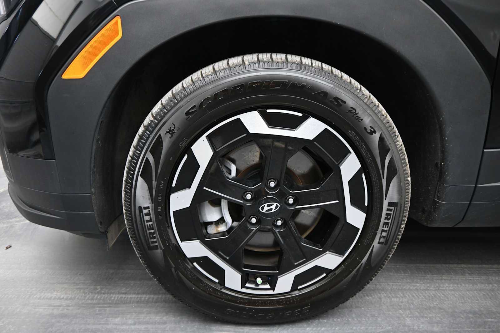 Certified 2025 Hyundai Santa Fe SEL AWD/4WD image 10