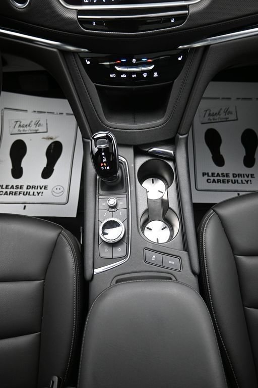 Used 2024 Cadillac XT6 Luxury w/ LPO, Floor Liner Package AWD/4WD image 20