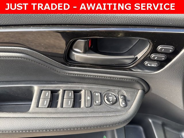 Used 2025 Honda Odyssey Touring image 11
