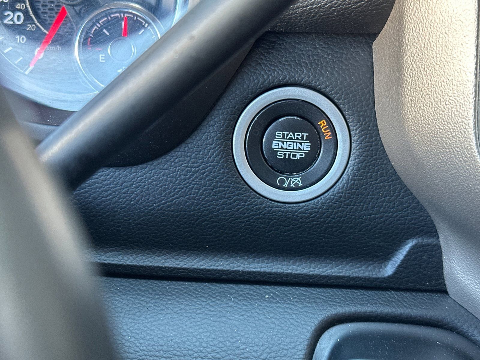 Used 2019 RAM 3500 Laramie image 22