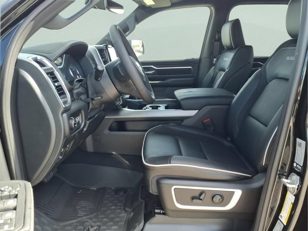 New 2026 RAM 1500 Laramie w/ Night Edition AWD/4WD image 9