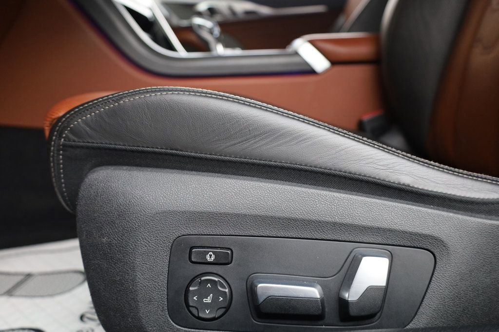 Used 2019 BMW M850i xDrive Convertible image 23