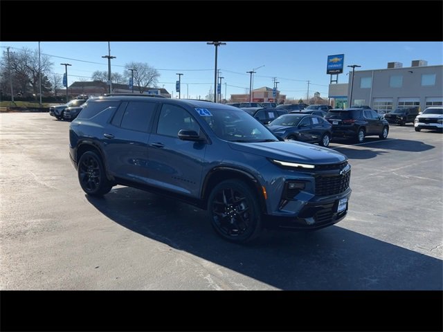 Certified 2024 Chevrolet Traverse RS w/ LPO, Floor Liner Package image 2