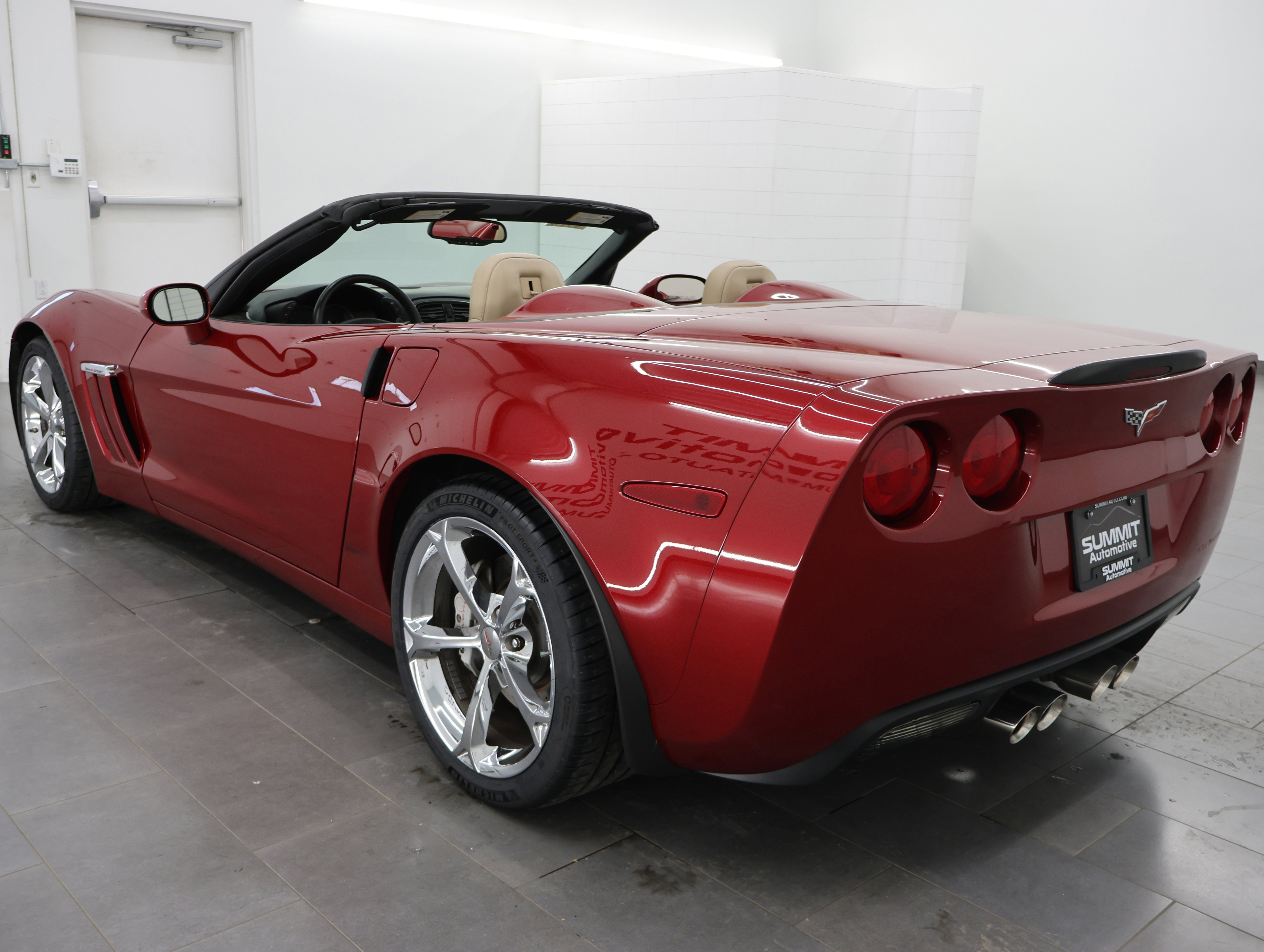 Used 2011 Chevrolet Corvette Grand Sport w/ Preferred Equipment Group RWD image 49