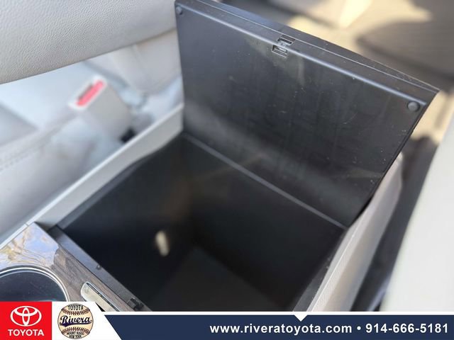 Used 2017 Toyota Sienna XLE Premium image 22