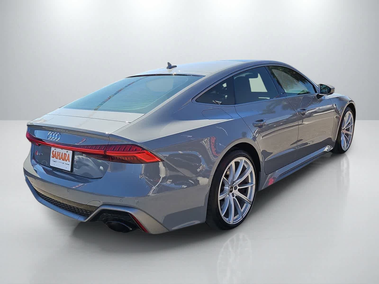 Used 2024 Audi RS 7 Performance AWD/4WD image 11