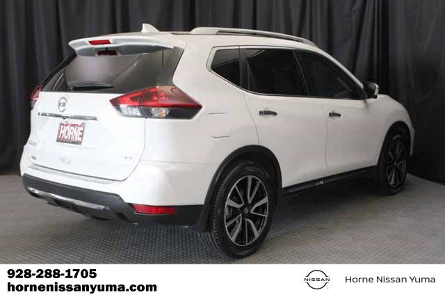 Used 2018 Nissan Rogue SL w/ Premium Package image 13