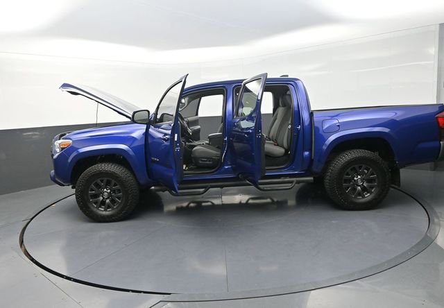 Used 2022 Toyota Tacoma SR5 image 33