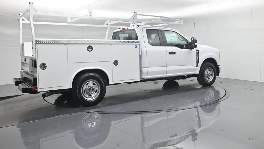 New 2026 Ford F250 XL w/ XL Chrome Package RWD image 5