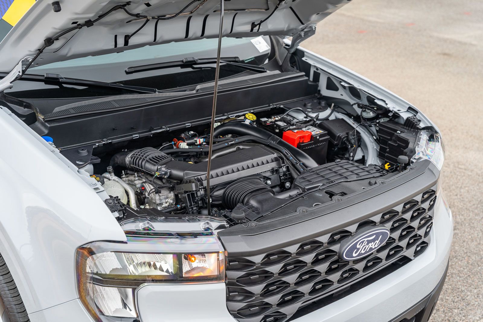 Used 2025 Ford Maverick XL w/ Equipment Group 102A image 23