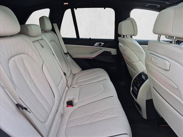 Certified 2025 BMW X5 xDrive40i w/ Executive Package AWD/4WD image 21