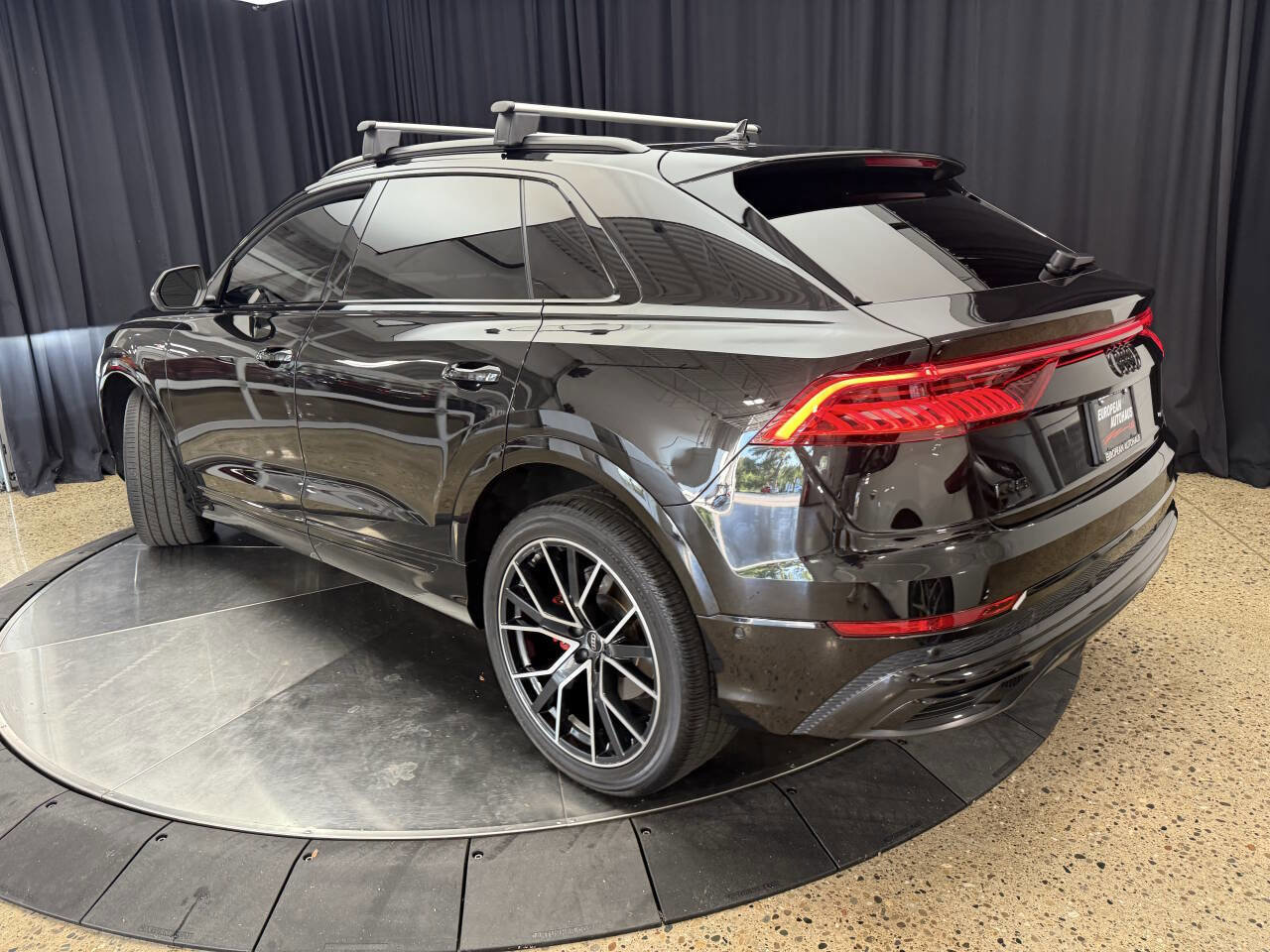 Used 2023 Audi Q8 Premium Plus w/ Premium Plus Package image 5