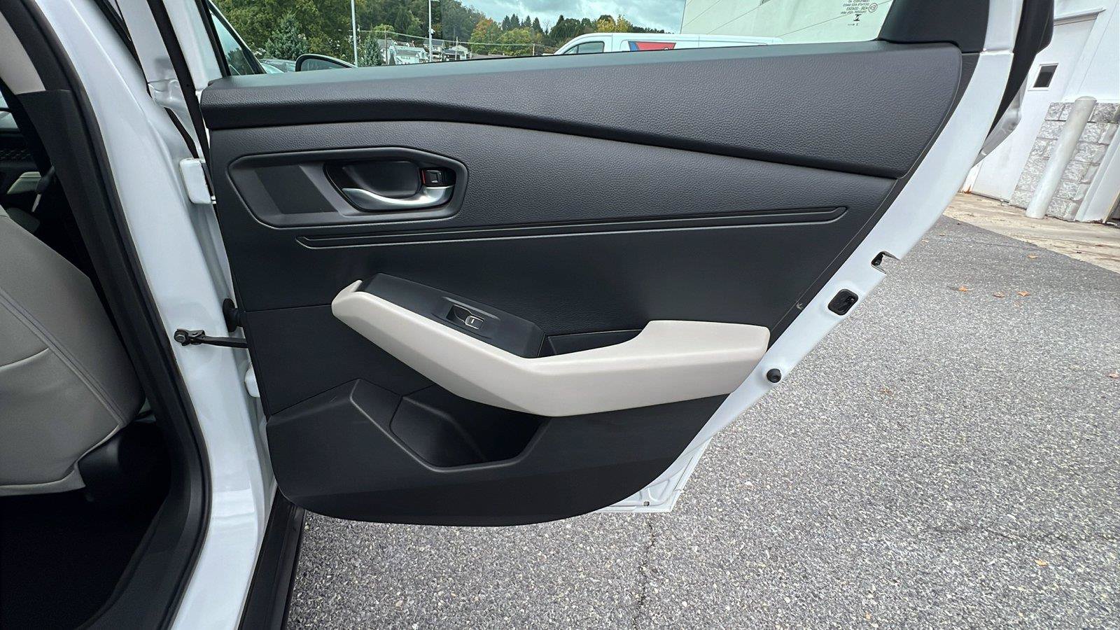 Used 2024 Honda Accord LX image 14